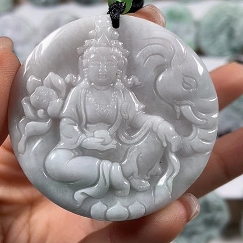 翡翠颈饰未镶嵌普贤菩萨