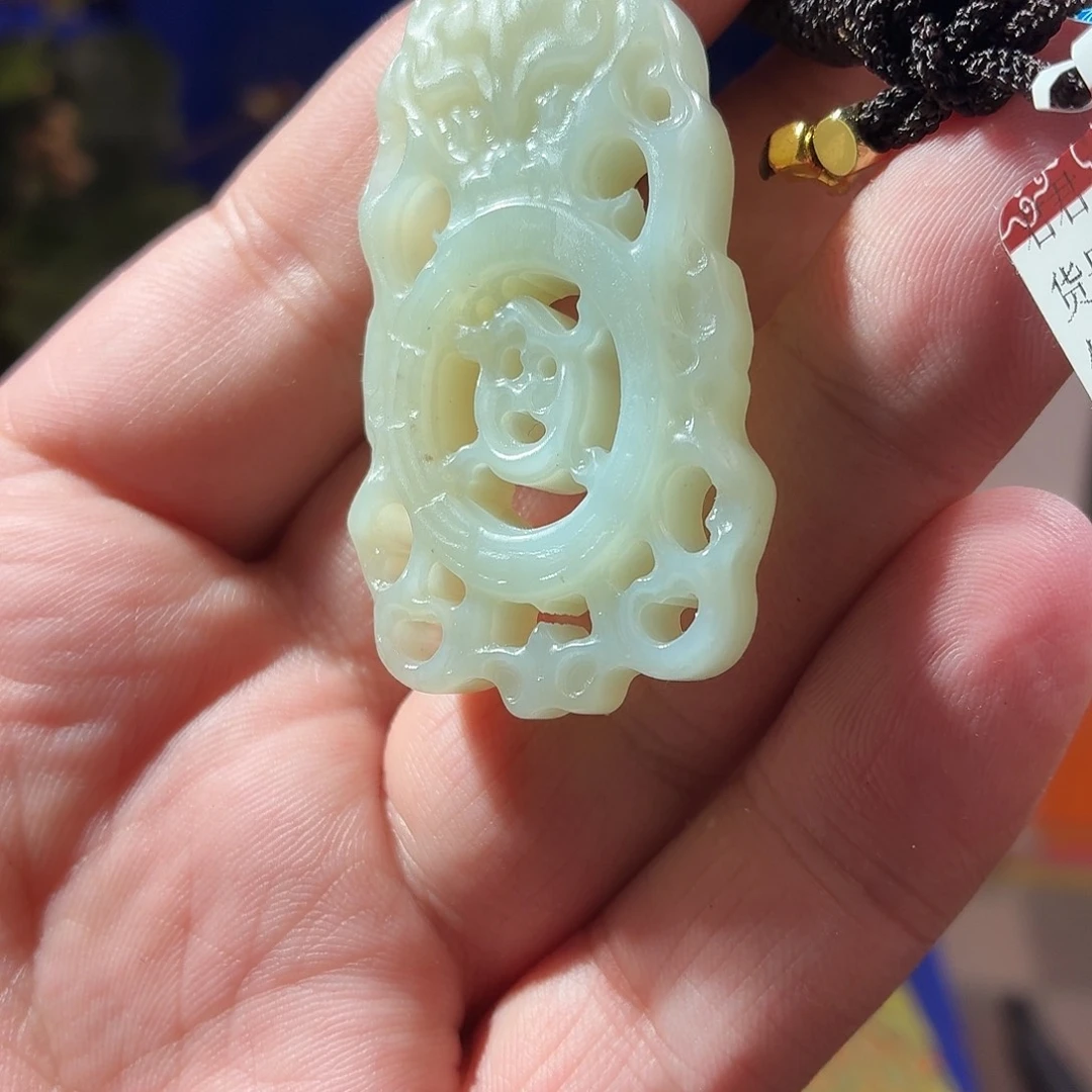 和田玉（糖玉）未镶嵌颈饰