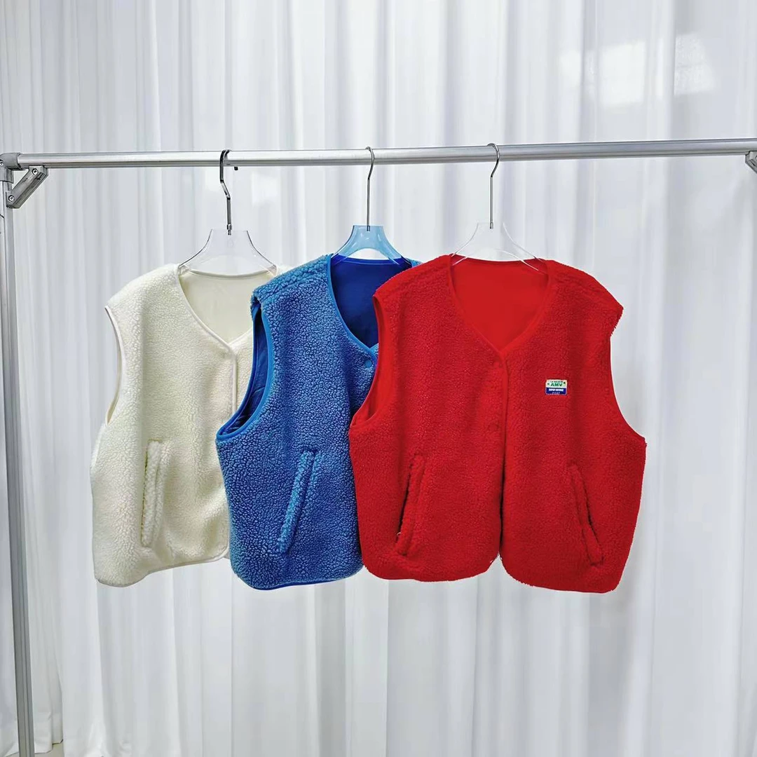 D STUDIO 三色特款马甲