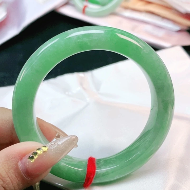 未镶嵌手镯翡翠用****82323