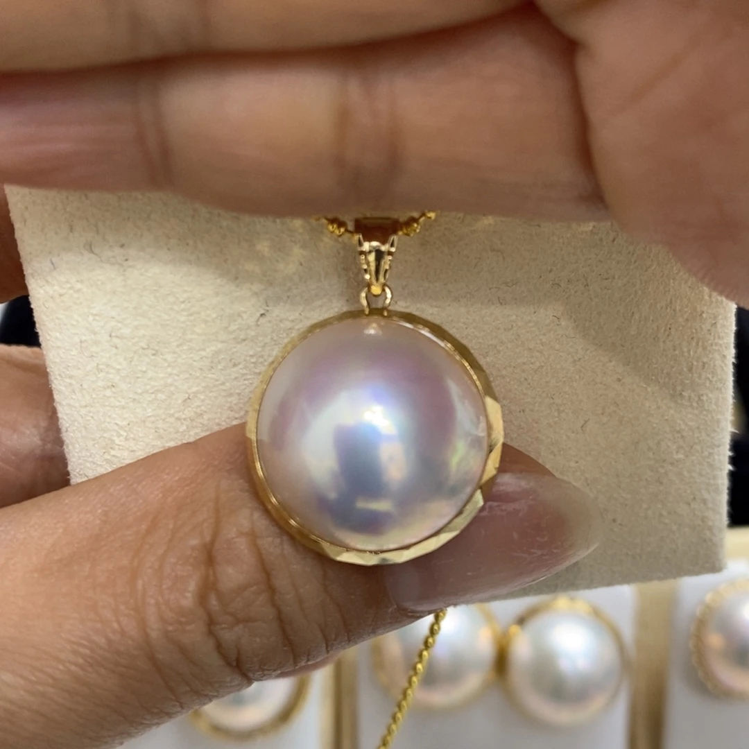 拼合珍珠（马贝珠）吊坠(不含链)18K金镶嵌