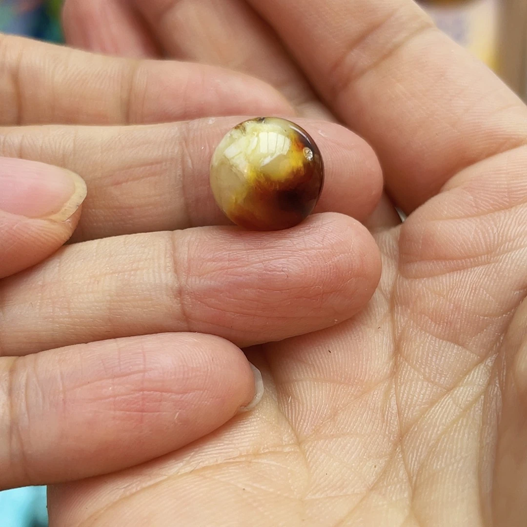 蜜蜡吊坠(不含链)未镶嵌