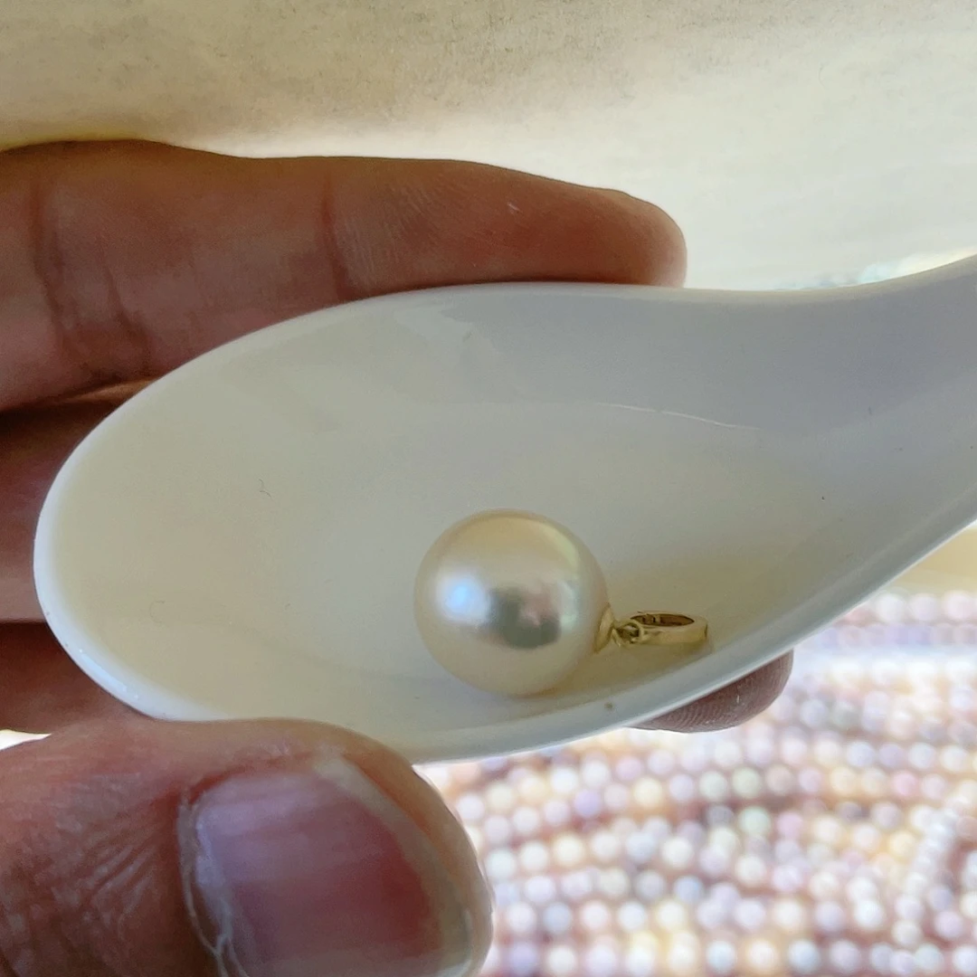 海水珍珠颈饰18K金镶嵌