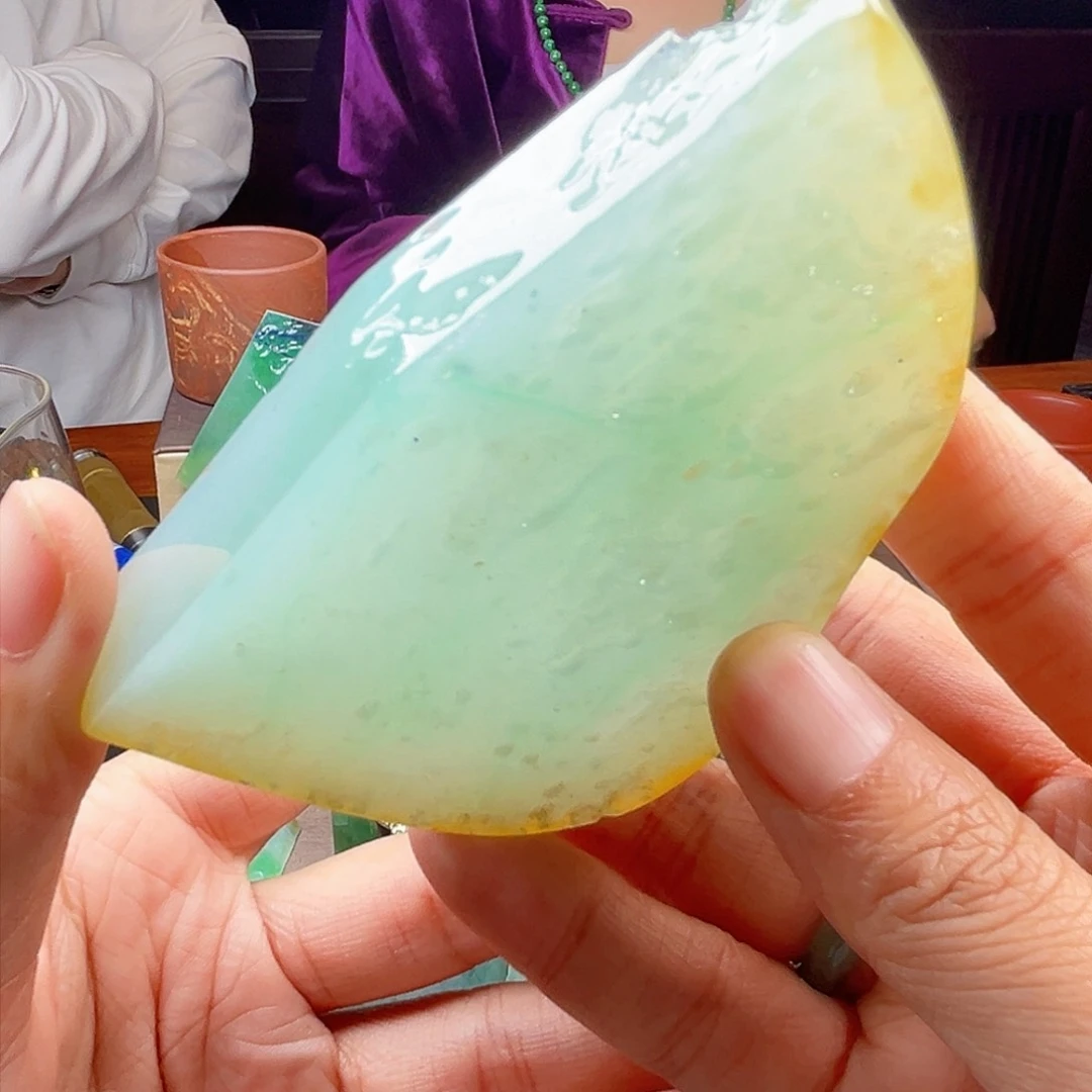 定制翡翠未镶嵌广*嘉翡翠首饰