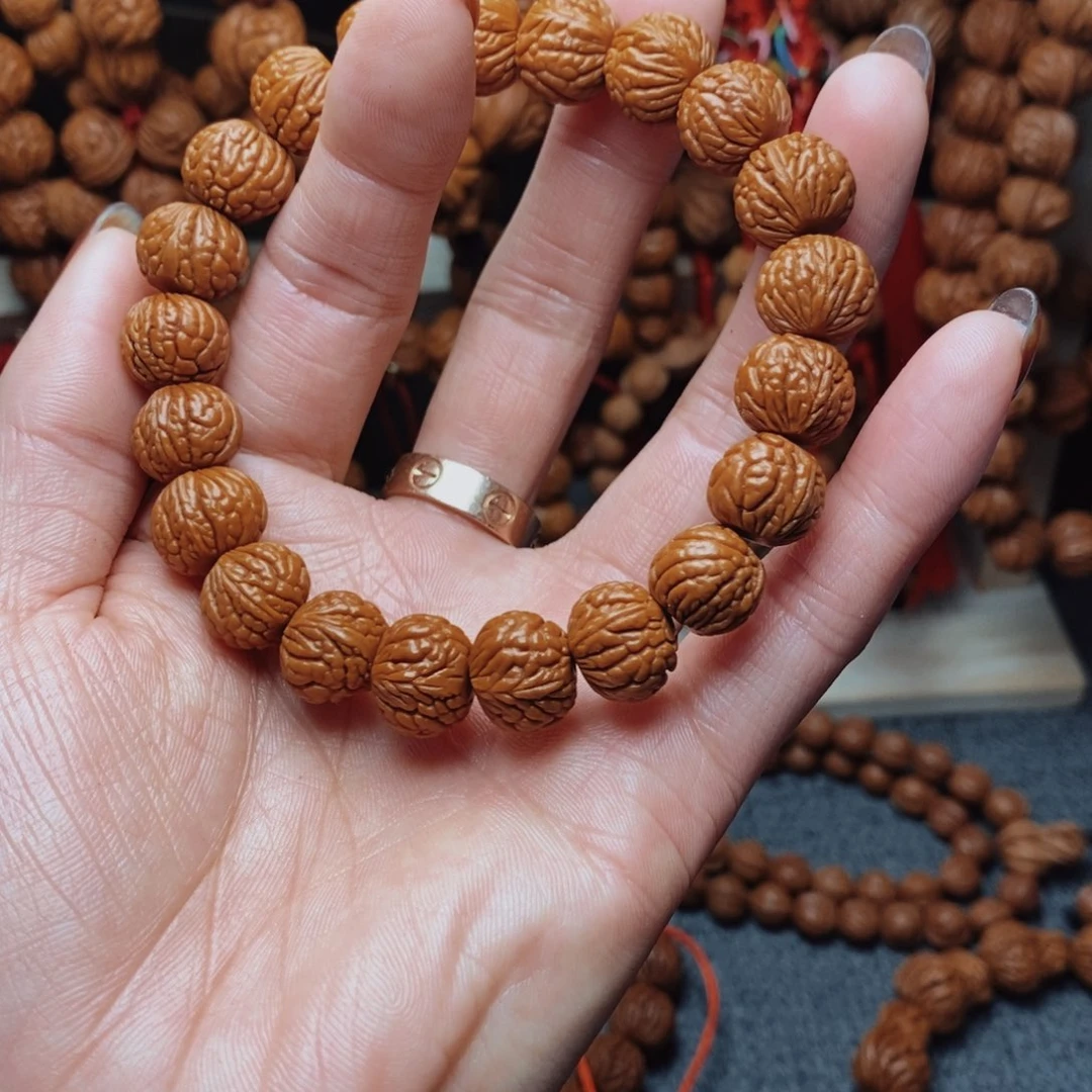 桃核吊坠龙纹桃枭