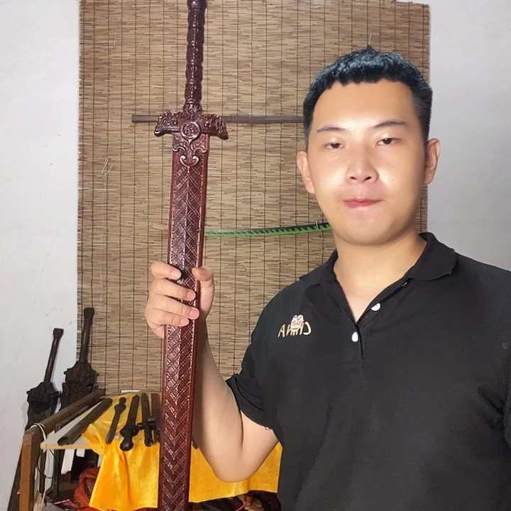 顾***奈紫檀木类成套家具紫檀