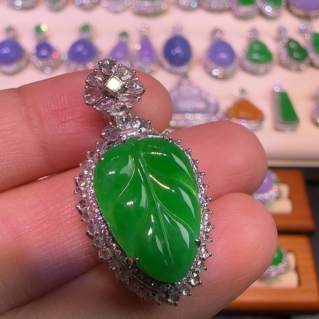 翡翠18K金镶嵌吊坠(不含链)