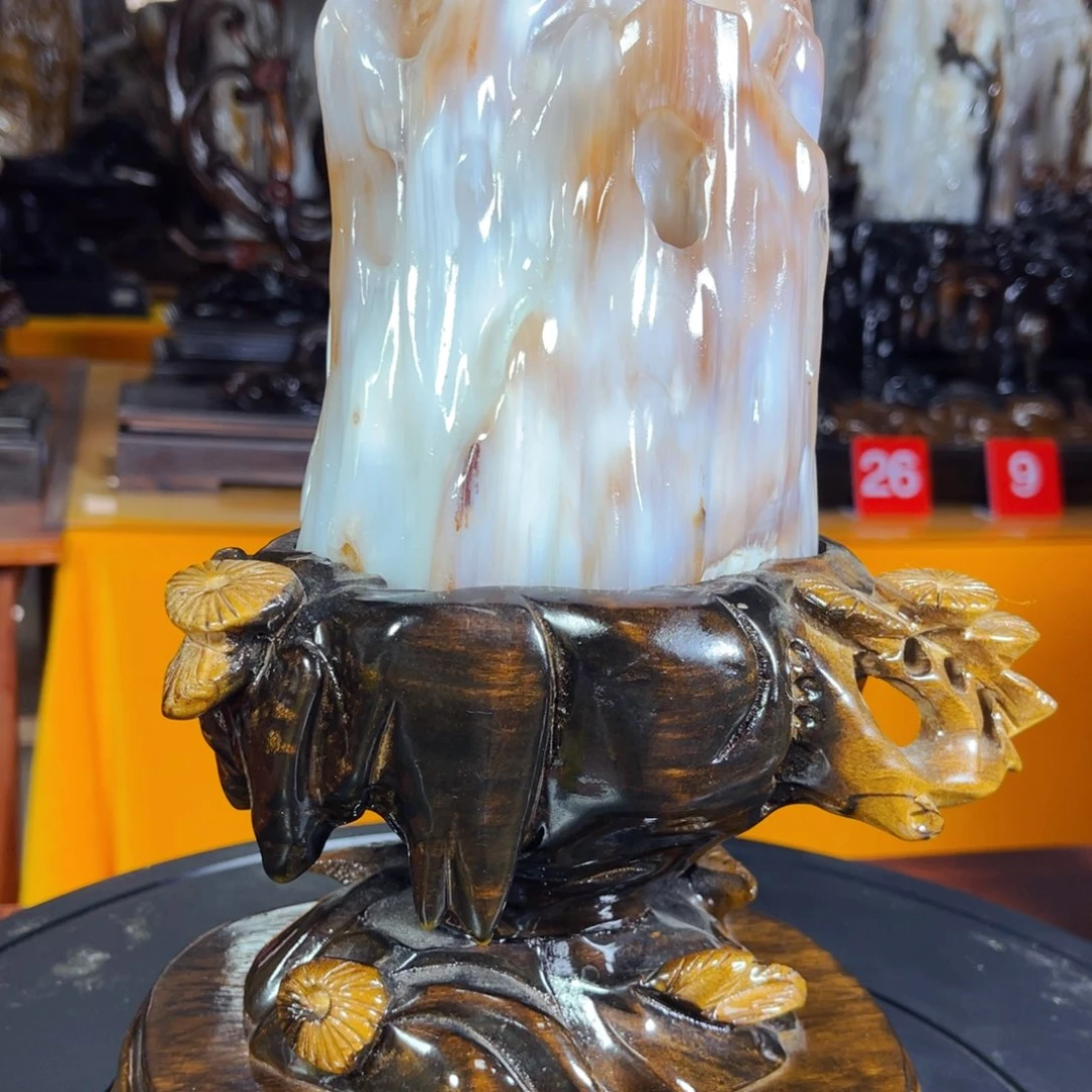 硅化玉未镶嵌珠宝奇石