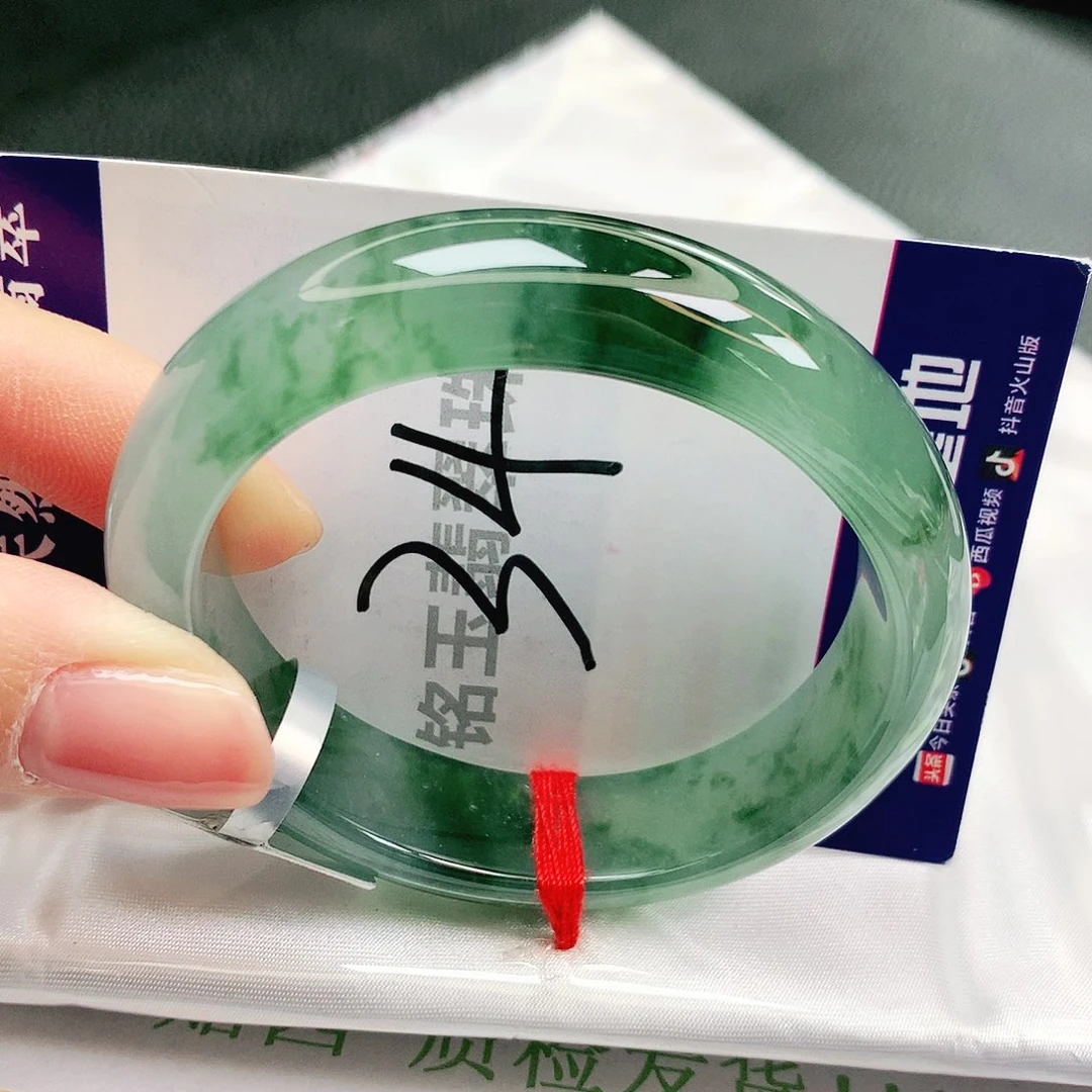 翡翠未镶嵌手镯缅甸天然a货翡翠手镯52贵