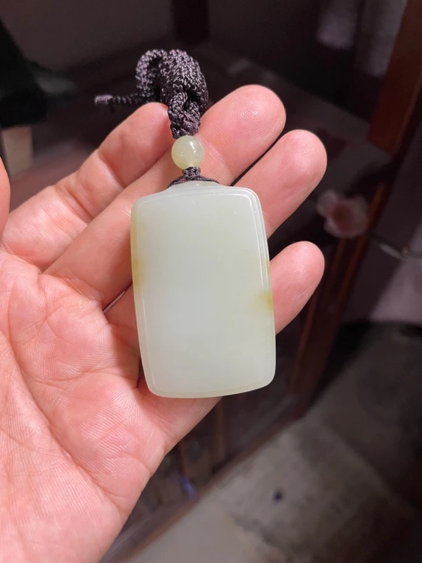 三五鸿运相伴钢板料且末飘糖和田玉平安无事牌吊坠简约造型挂件