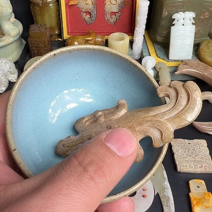 瓷片独**身陶瓷摆件与陶瓷制作