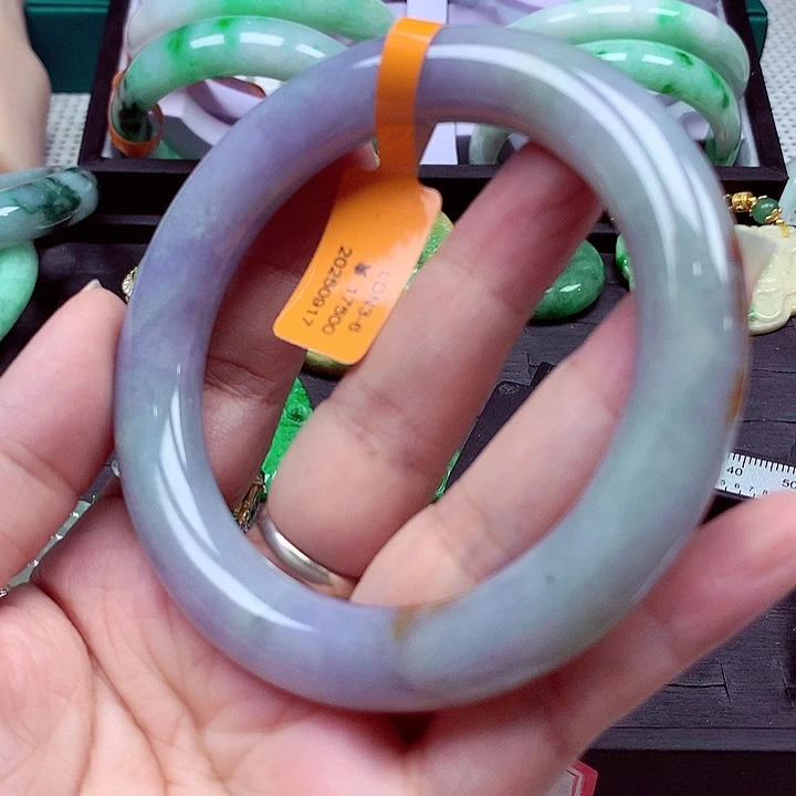 未镶嵌手镯翡翠翡翠