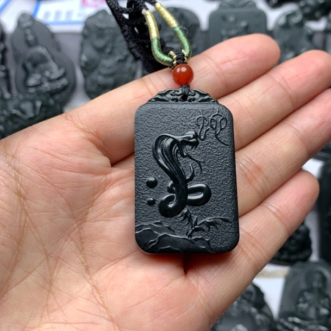 【闪购商品】颈饰未镶嵌和田玉双面雕刻