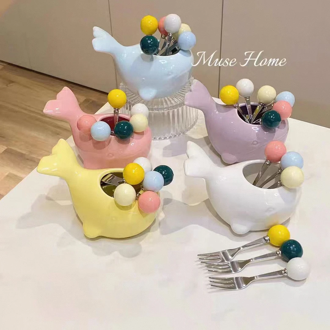 【主播推荐】鲸鱼水果叉多巴胺色鲸鱼水果叉套装家用可爱陶瓷餐具