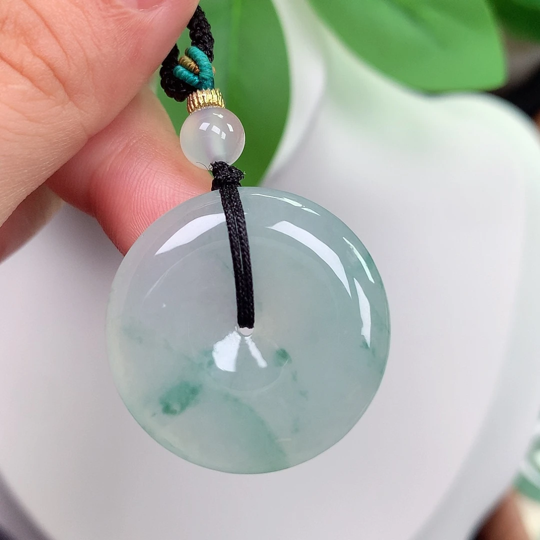 颈饰未镶嵌翡翠平安扣 28x5.1mm