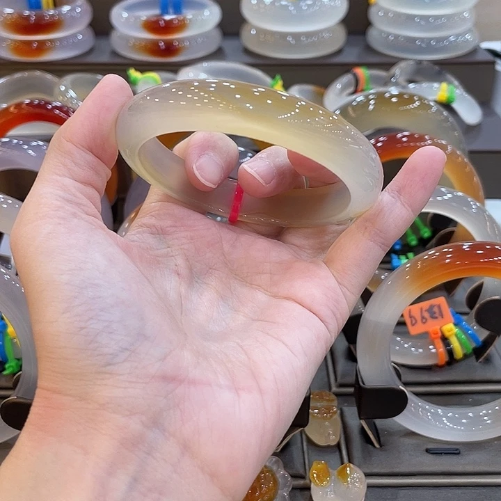 玛瑙/玉髓未镶嵌手镯