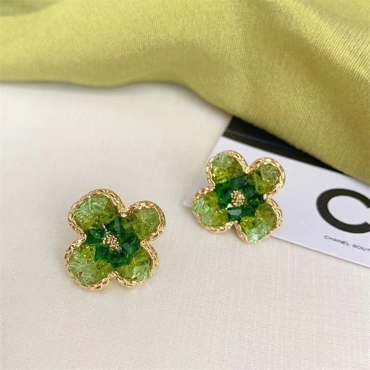 铜合金耳饰 气质轻奢时尚百搭绿色复古法式经典精致优雅耳钉1213