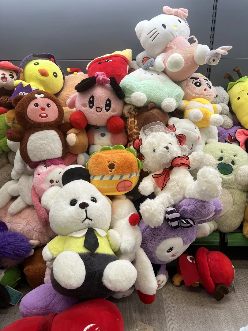 毛绒玩具（默认微瑕，介意勿拍）