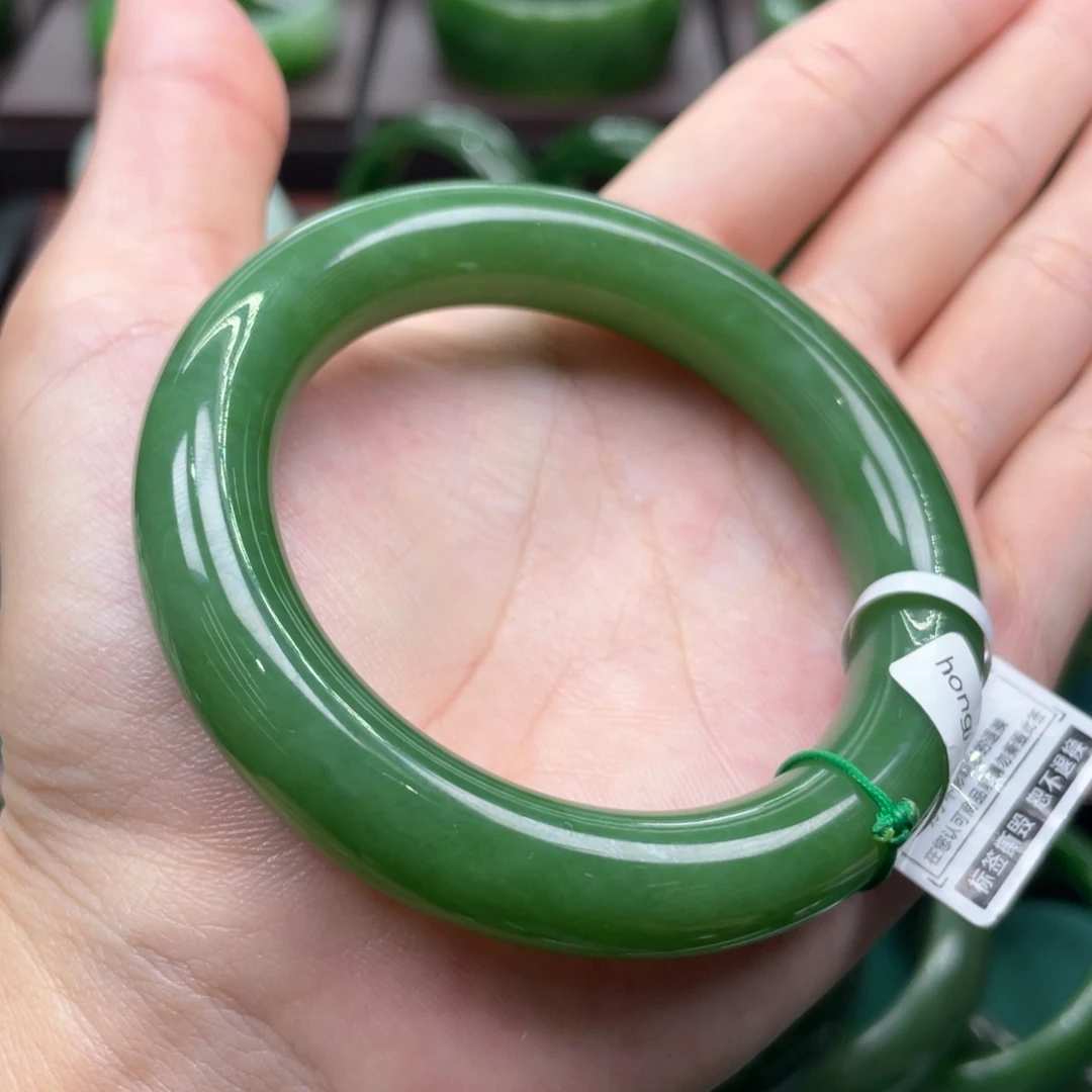 和田玉（碧玉）未镶嵌手镯53+