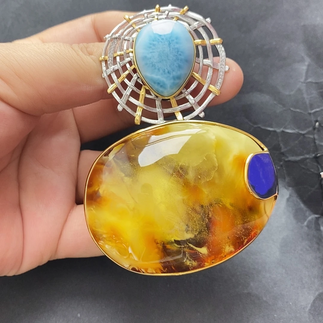 琥珀未镶嵌裸石吊坠