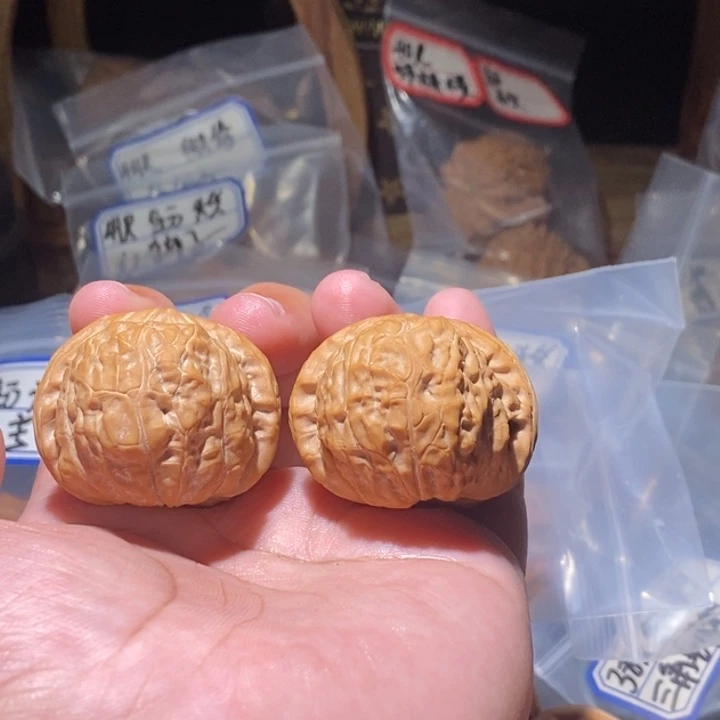丰***收文玩核桃吊坠40全品南瓜