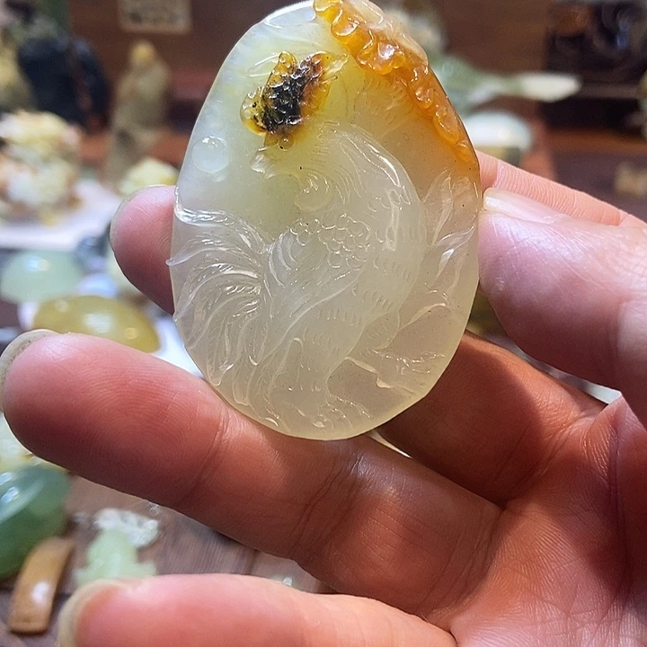 蛇纹石玉未镶嵌珠宝奇石