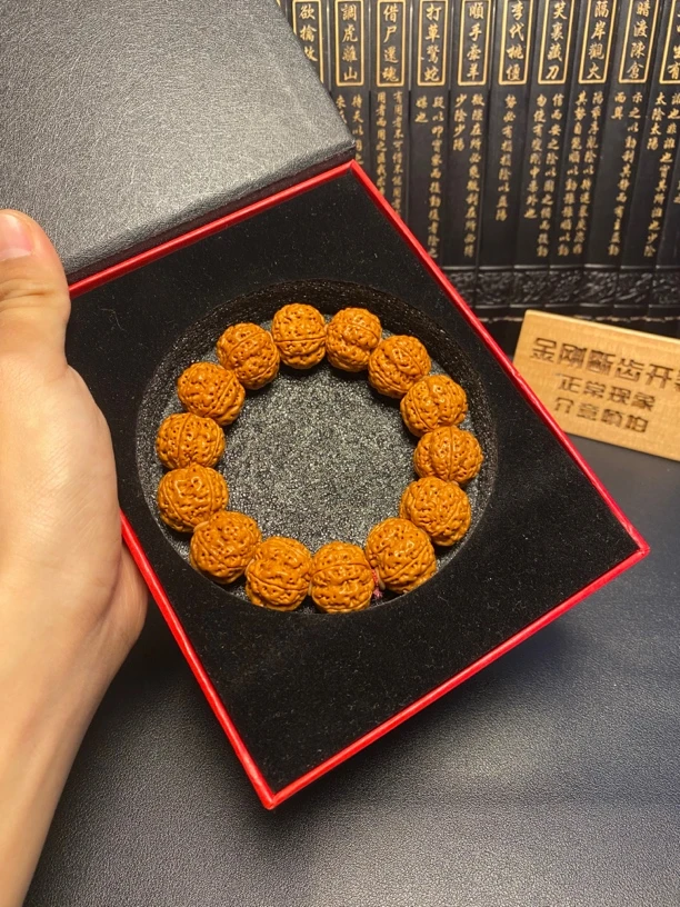 严选爆肉安娜蜂王10号