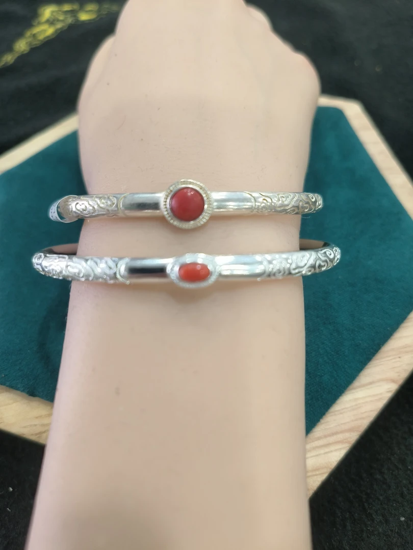 足银手镯 民族纯银真宝石手镯