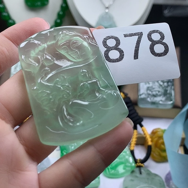 吊坠(赠链)未镶嵌翡翠