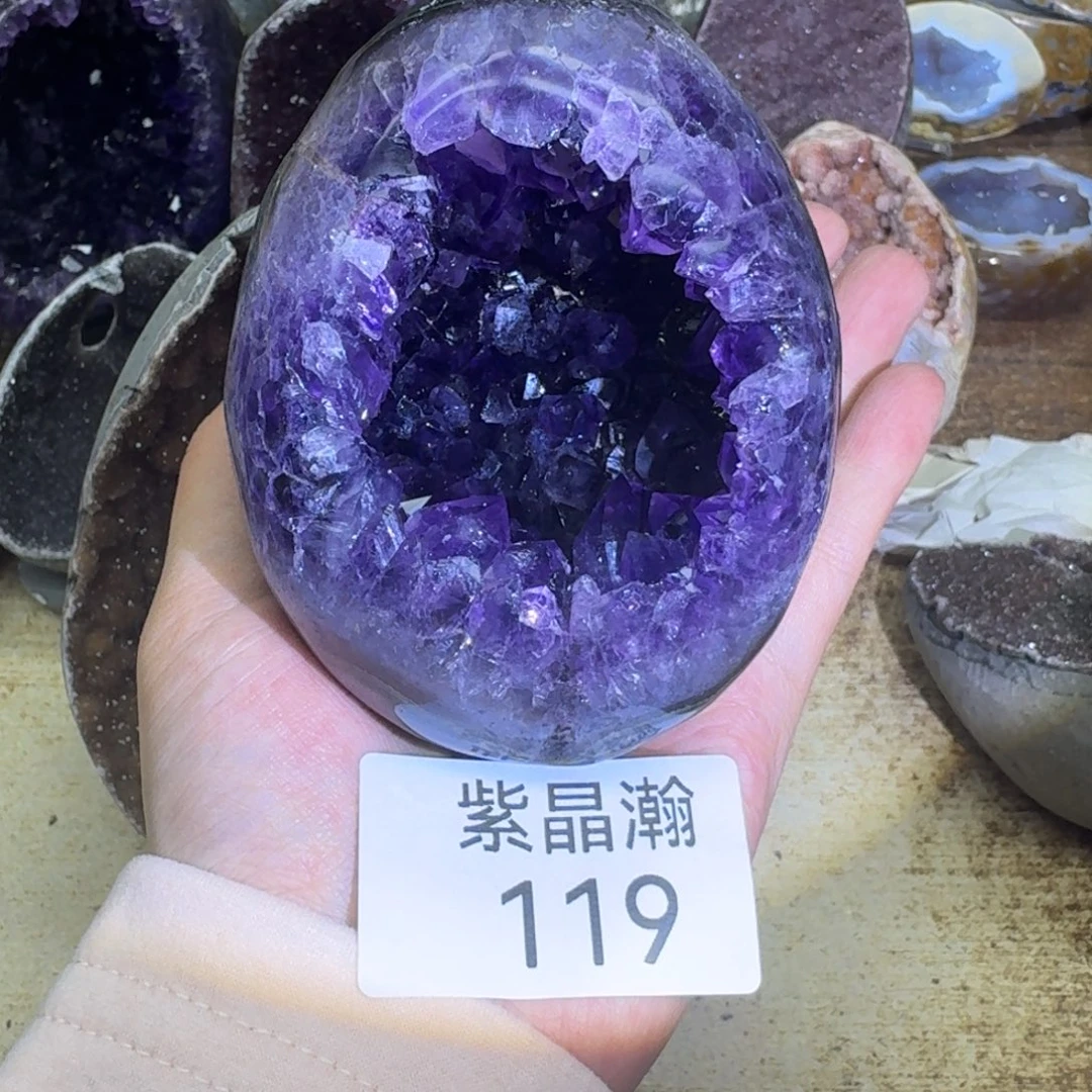 未镶嵌水晶大型摆件（非配饰）