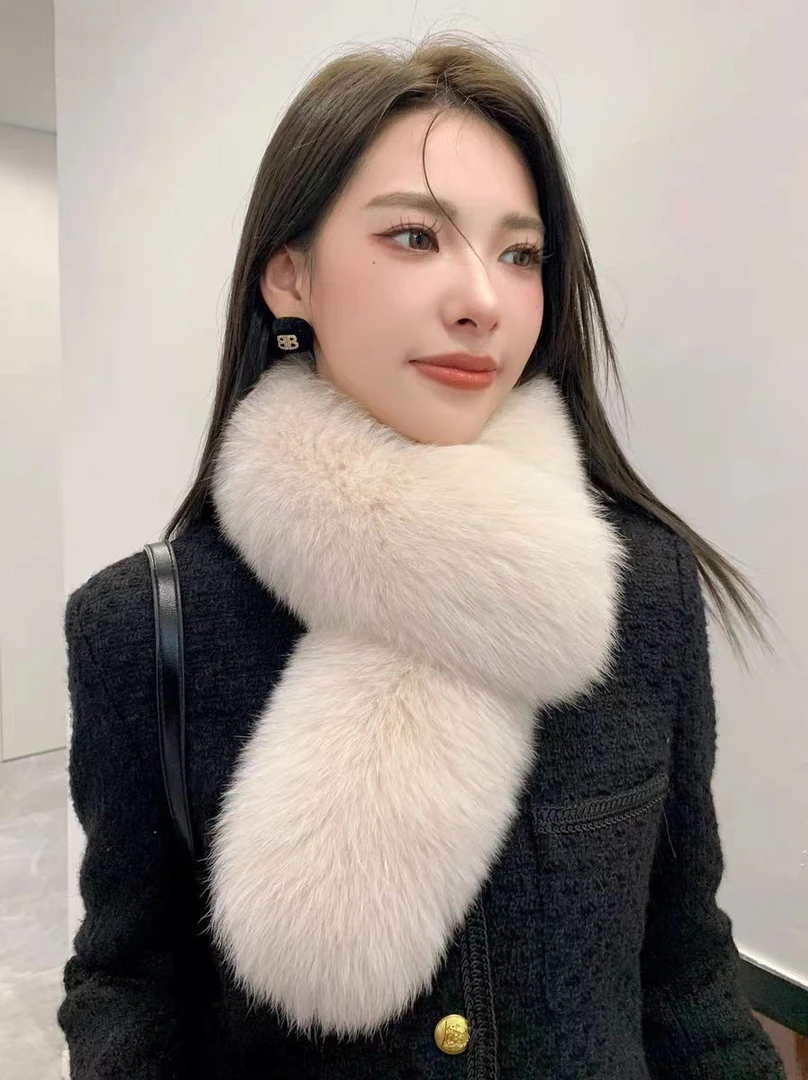 冬季长款纯色时尚狐狸皮草围巾狐狸毛长款交叉款保暖御寒工厂直销