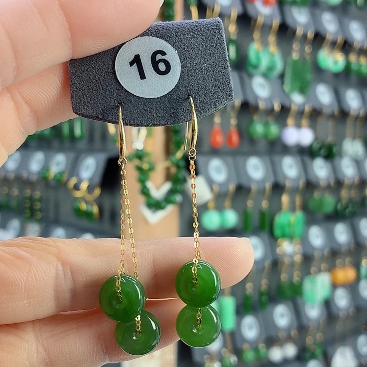 和田玉18K金镶嵌耳饰