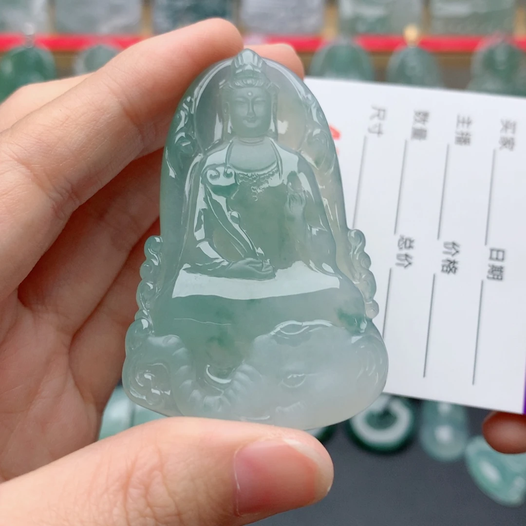 翡翠未镶嵌颈饰普贤