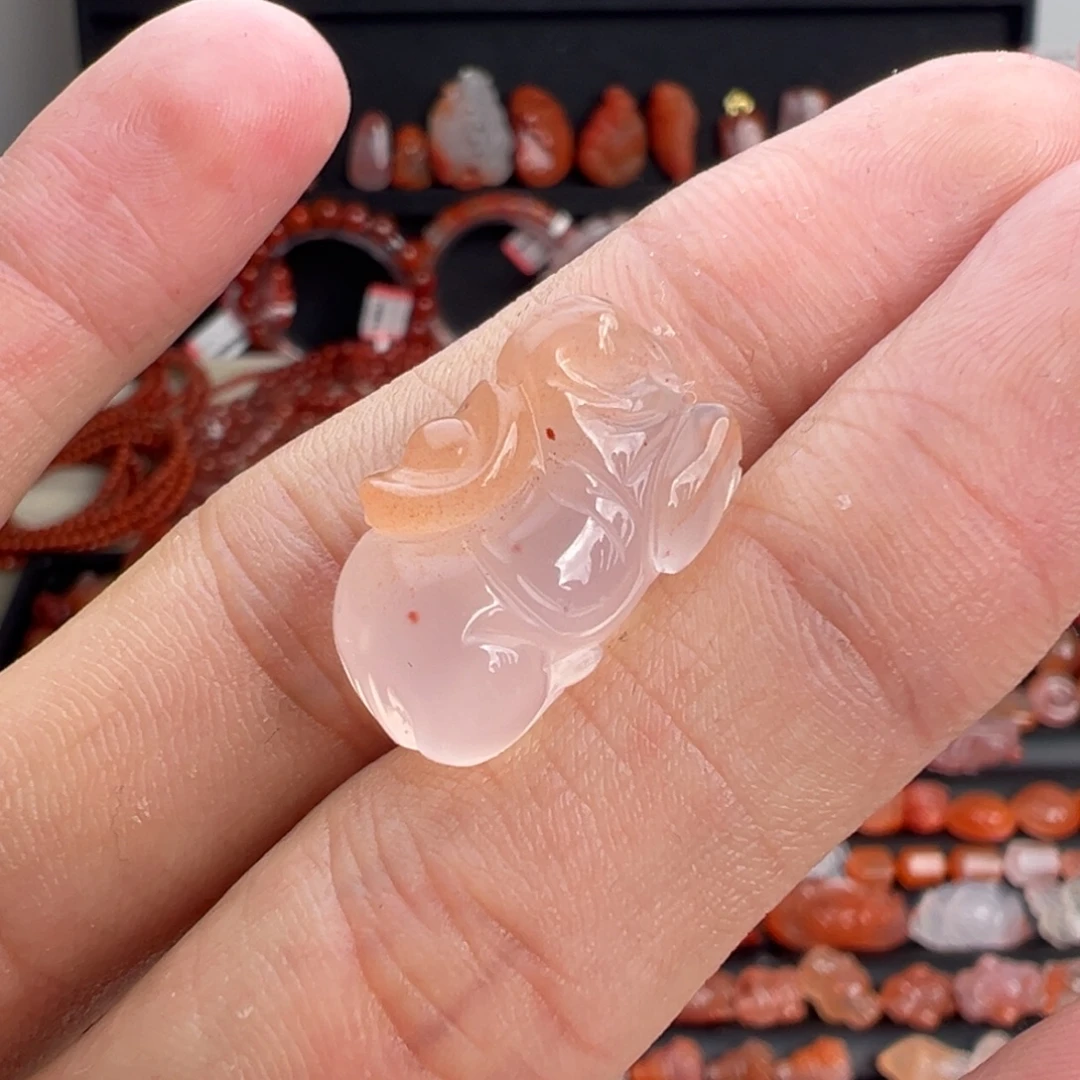 南红玛瑙未镶嵌颈饰唐马