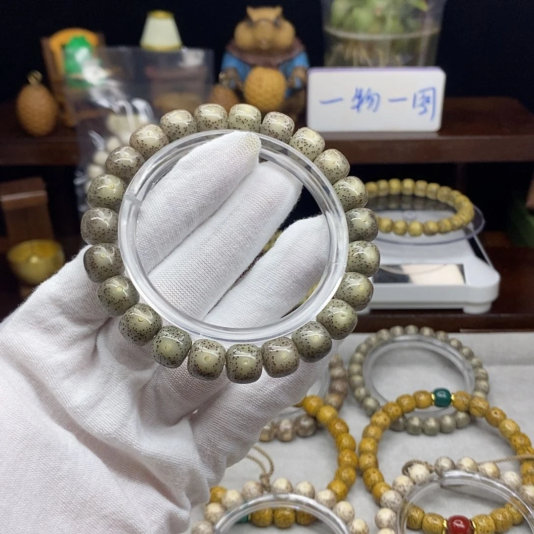 手串星月菩提谷****）a30000000