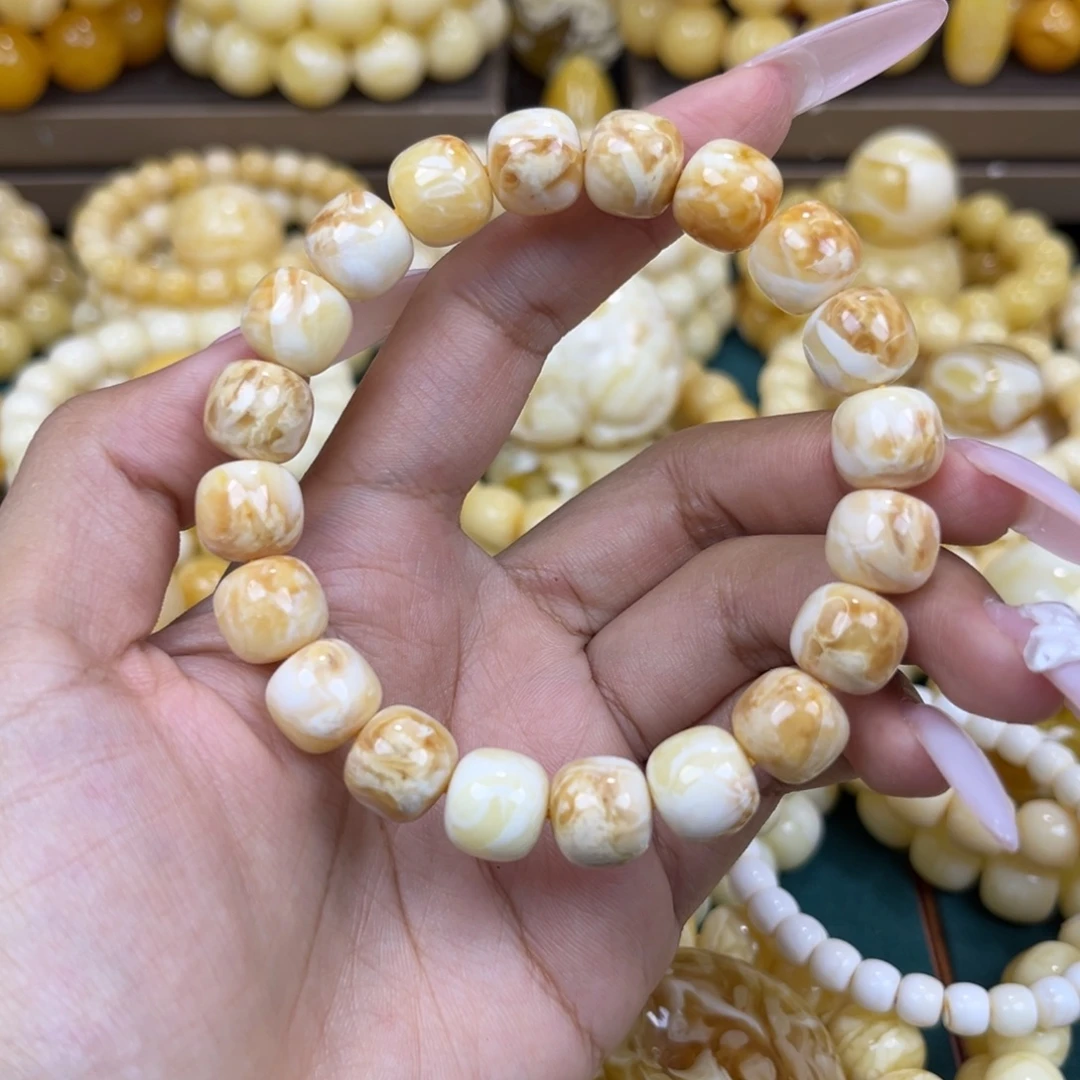 手链琥珀未镶嵌……