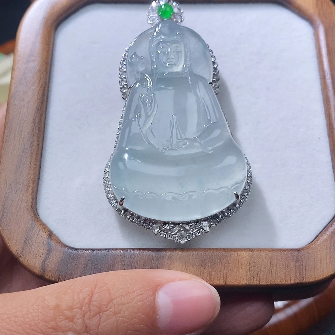 生***菜翡翠18K金镶嵌颈饰翡翠吊坠