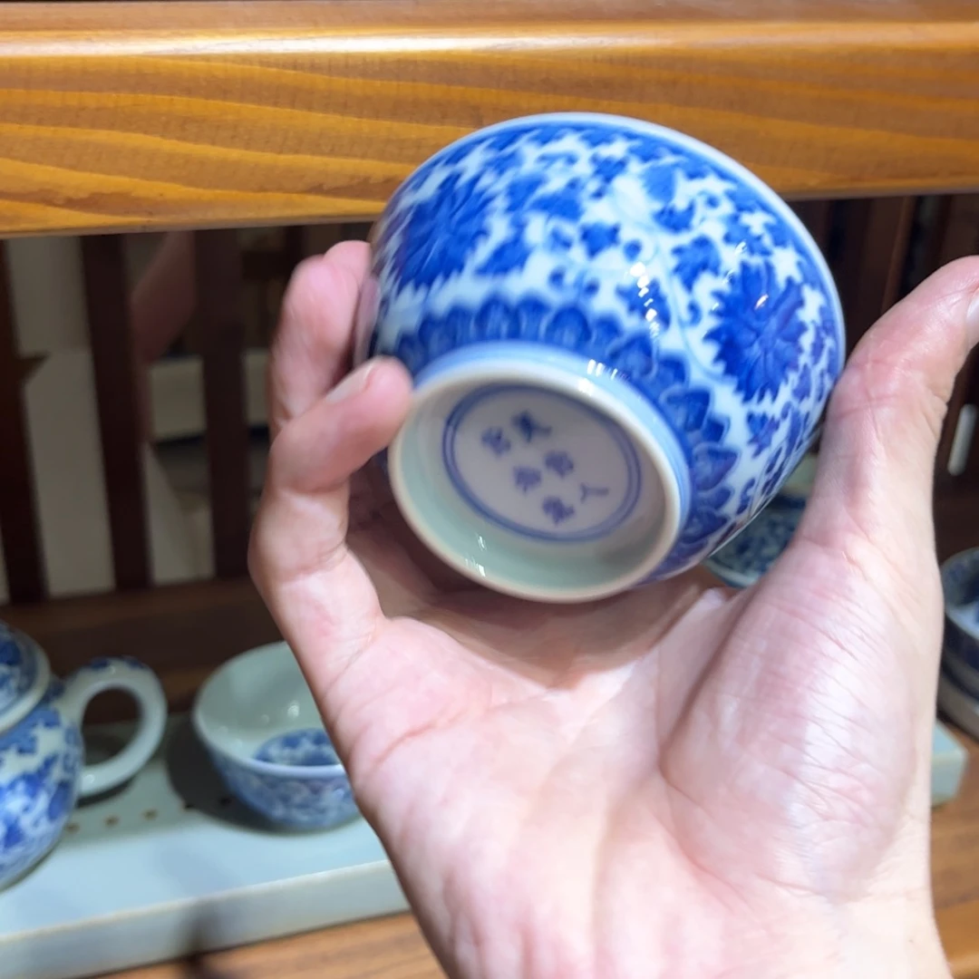 ****哦陶瓷艺术品美官人
