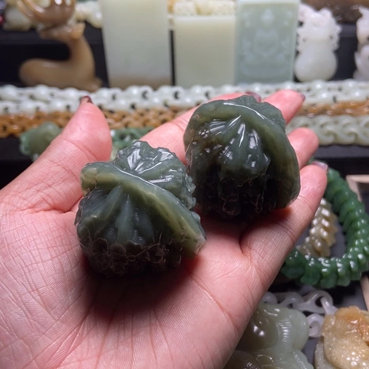 颈饰未镶嵌和田玉
