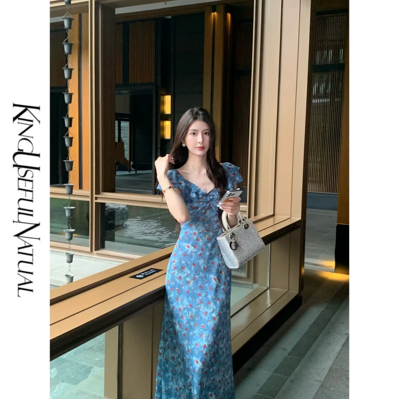 KUN【甜度波尔多】特别派 定染蓝色底碎花印花V领收腰无袖连衣裙