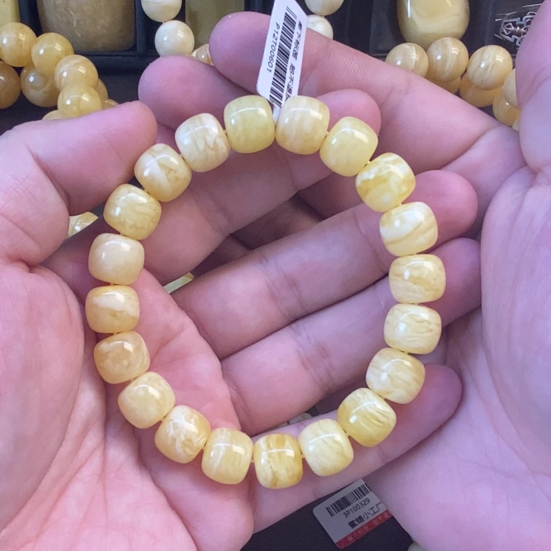 蜜蜡未镶嵌珠宝奇石