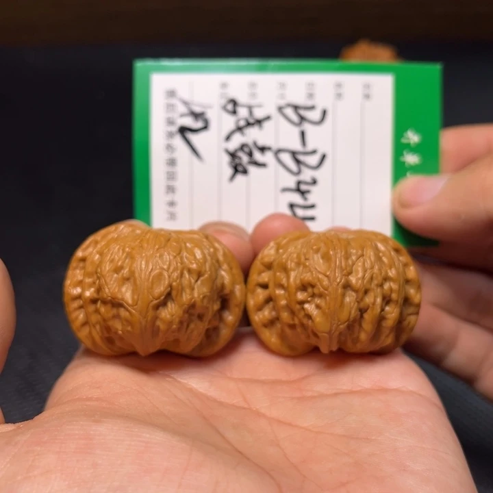 吊坠文玩核桃文玩