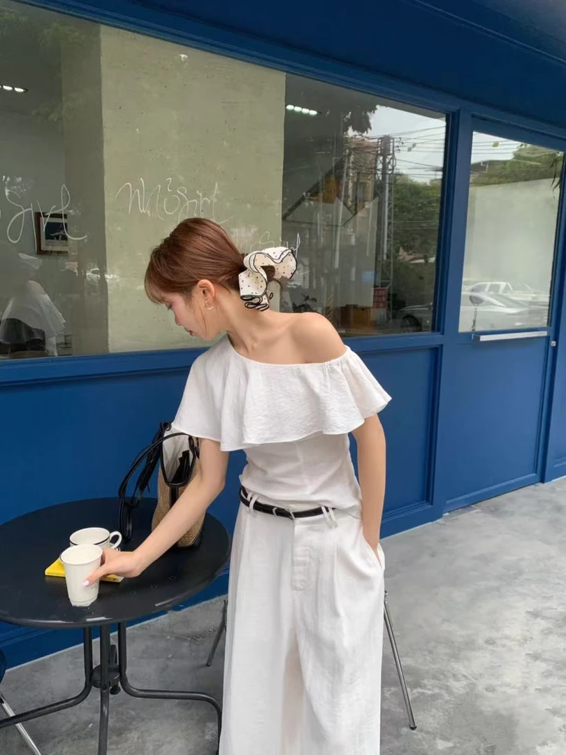 韩系显瘦斜肩荷叶边小衫47588   衣长52