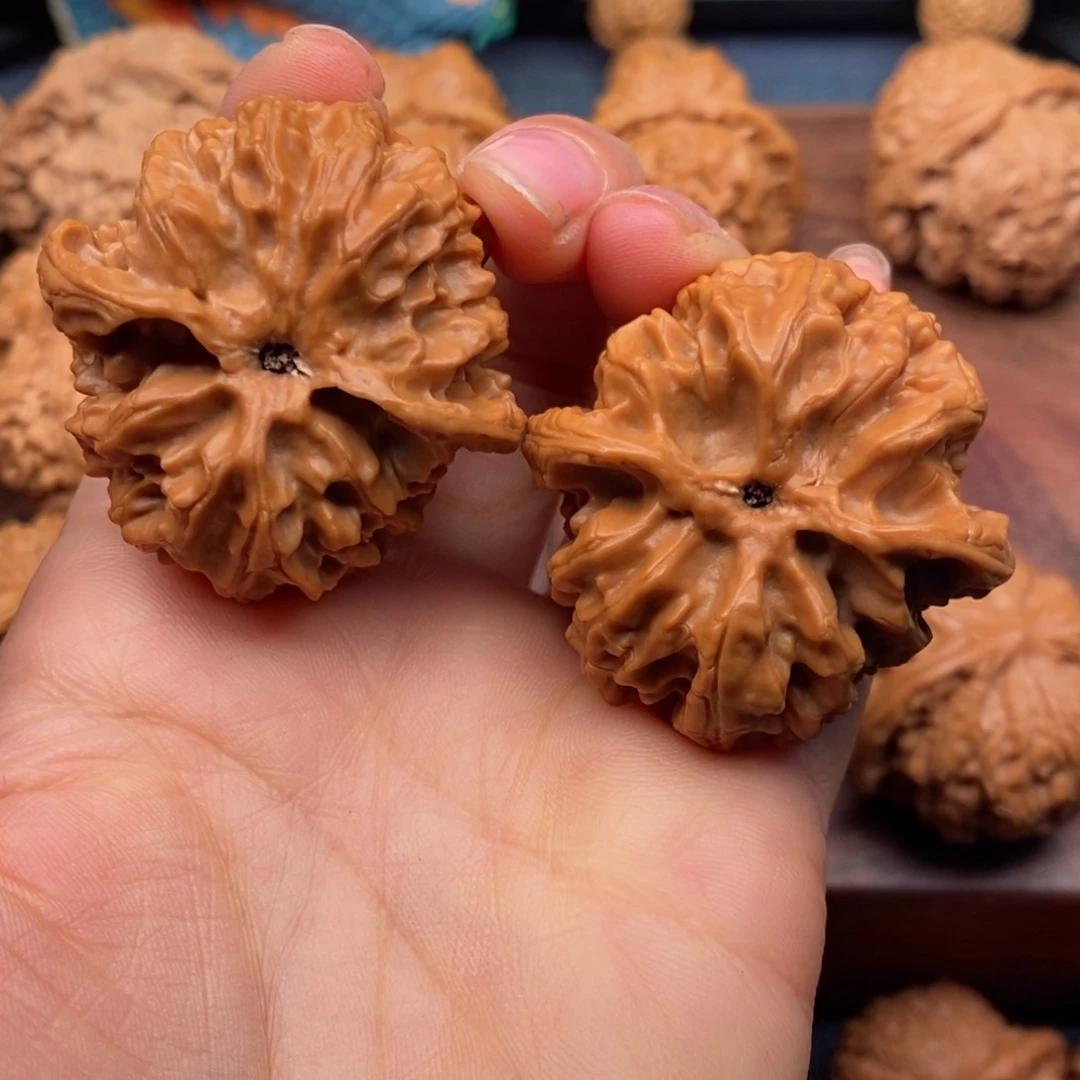 文玩核桃吊坠41全品，原桩苹果园，十字金钱底