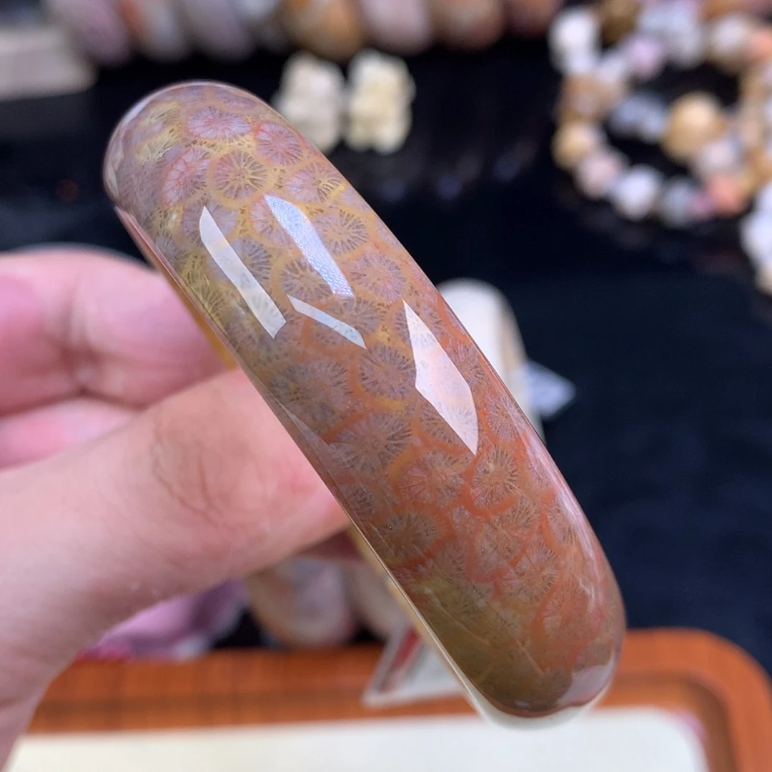 【闪购商品】颈饰未镶嵌硅化珊瑚（珊瑚玉）84号57圈红彩柠檬