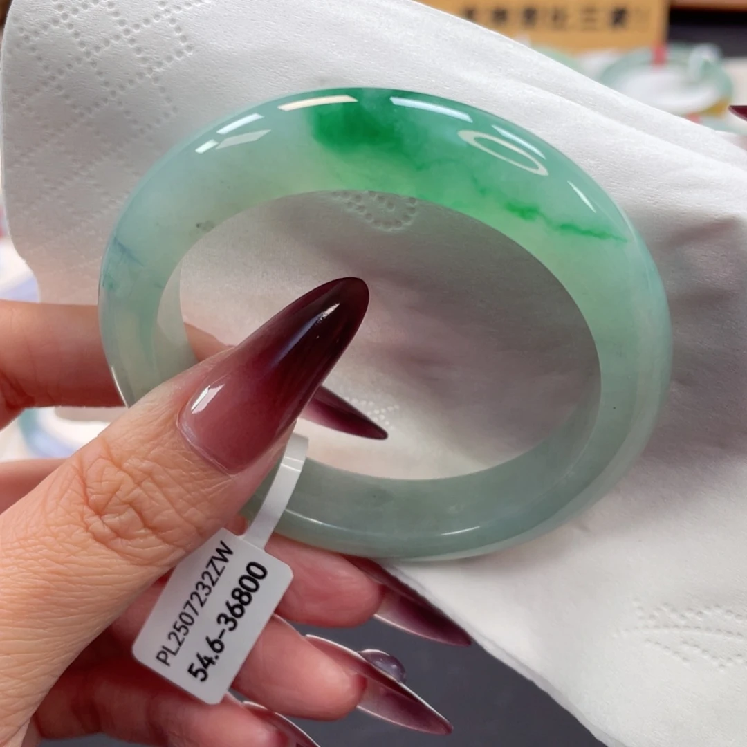 未镶嵌手镯翡翠20号54.6细糯冰胶甜绿底飘辣绿微瑕