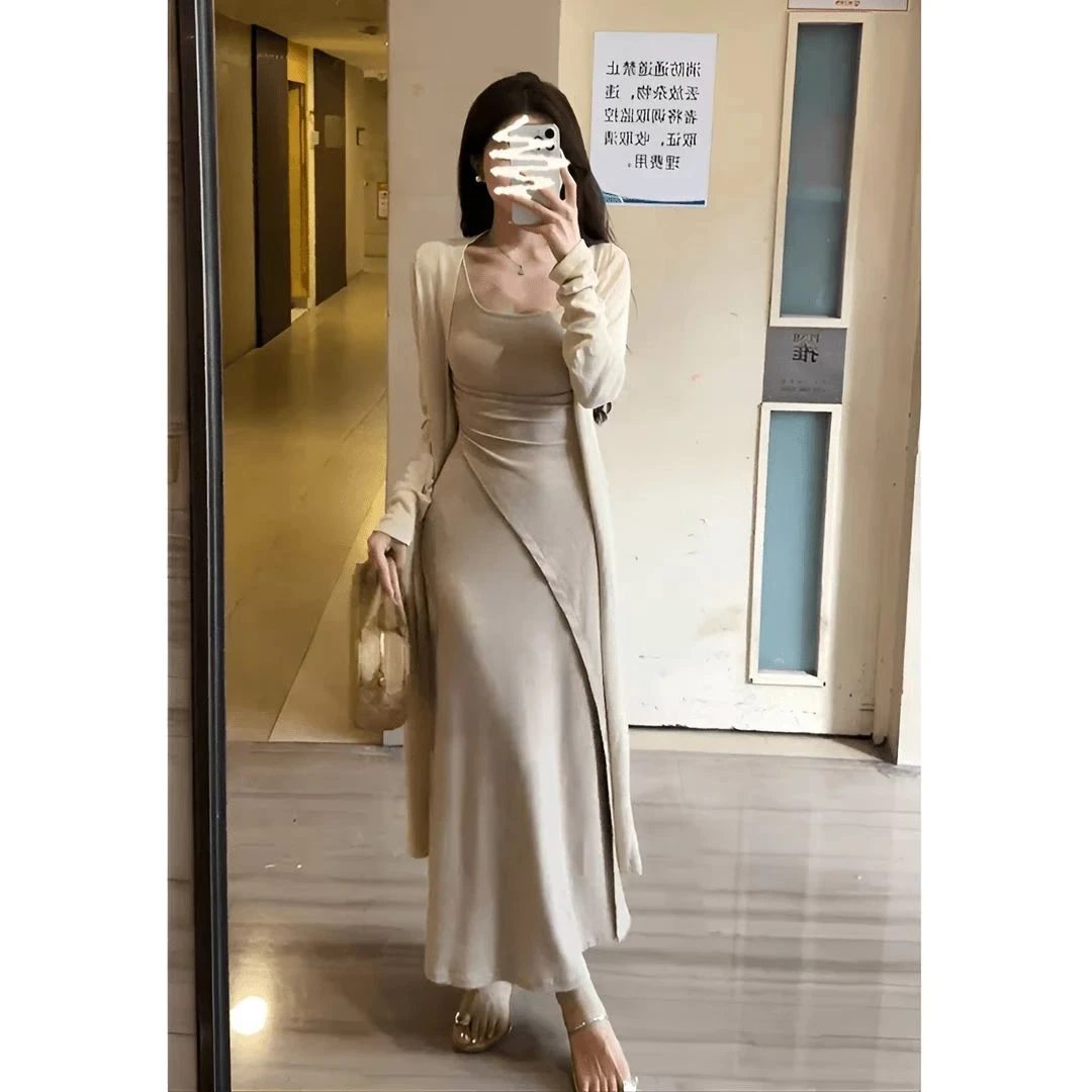 2025春季新款女温柔风中长款针织开衫气质褶皱收腰包臀背带连衣裙