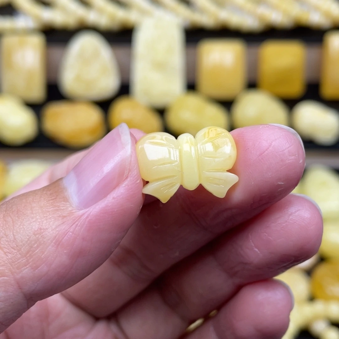 琥珀未镶嵌裸石琥珀蜜蜡