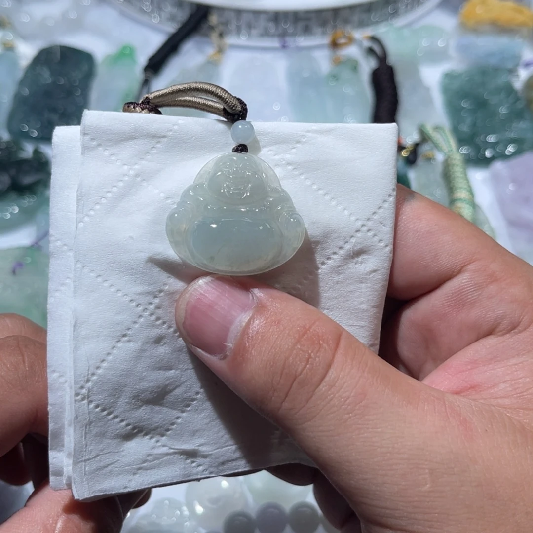 颈饰未镶嵌翡翠天然