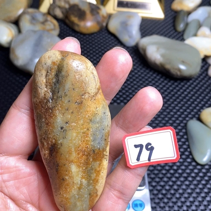 未镶嵌和田玉把件79